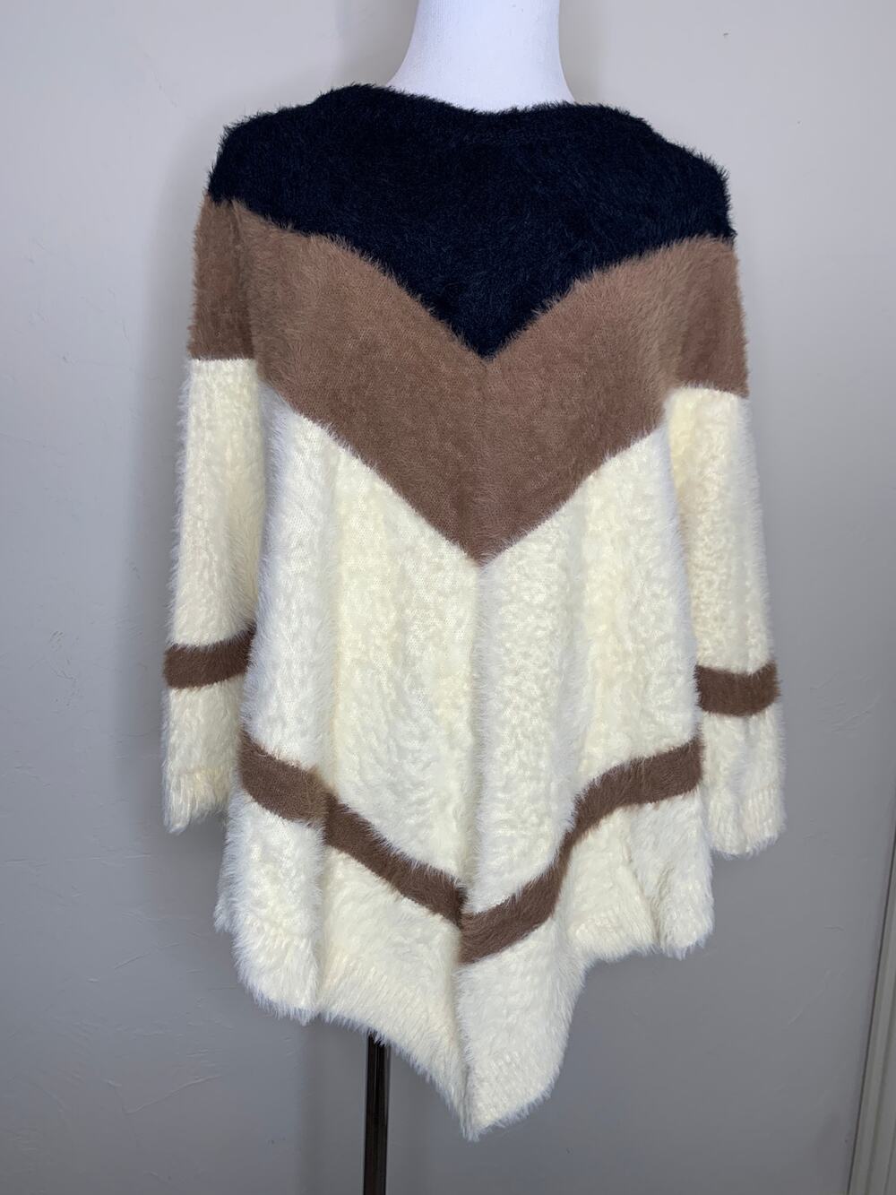 Ann Taylor Fuzzy Cape Poncho Black Camel Cream M/L